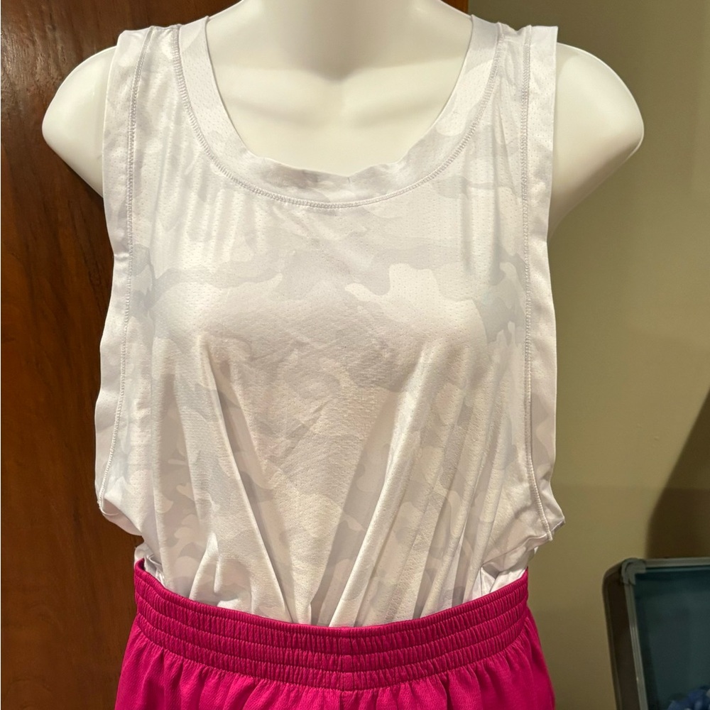 Workout gear - outfit set with shorts and tank, RBX & Champion